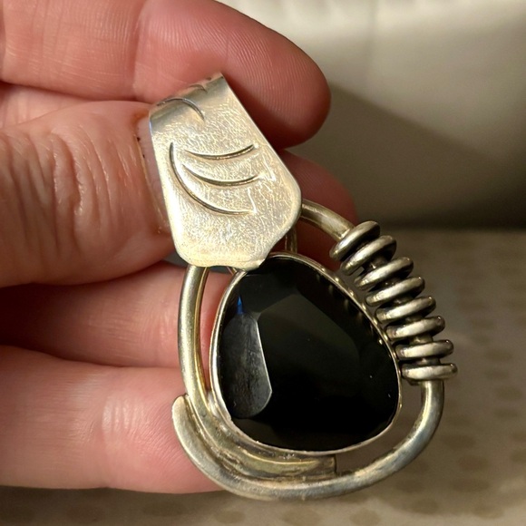 Silpada S0756 Black Onyx Sterling Silver Slide Pendant – Retired Design - Picture 4 of 4